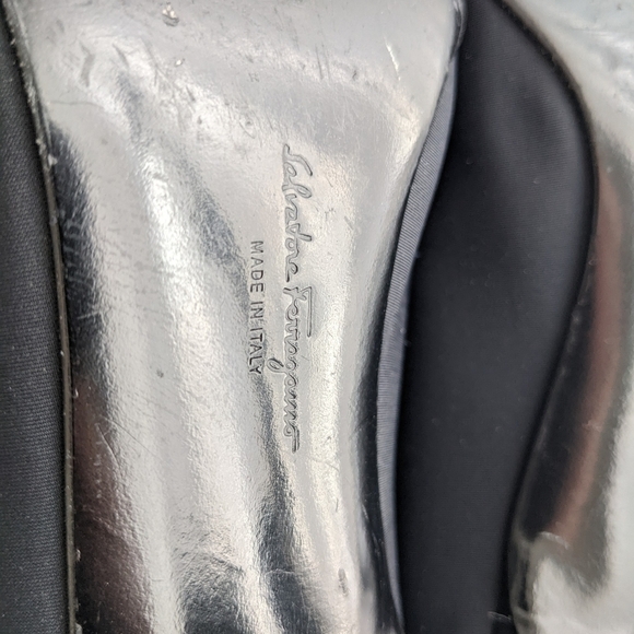 Salvatore Ferragamo black heels size 8 s2 - Picture 5 of 11